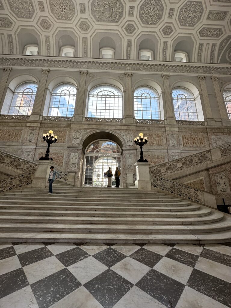 Palazzo Reale - Scalinata